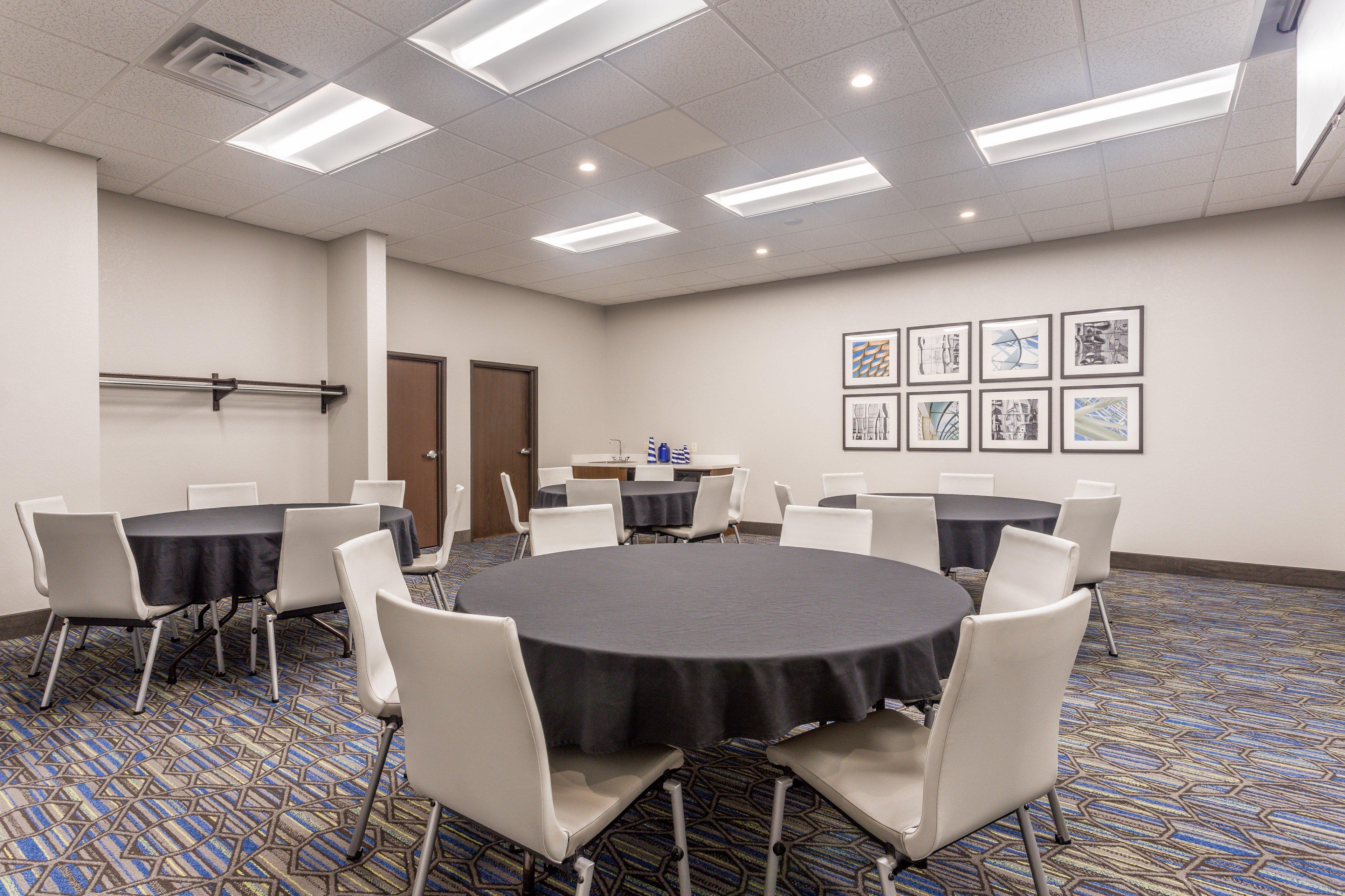 Holiday Inn Express Hotel & Suites Eau Claire North By Ihg Lake Hallie Экстерьер фото